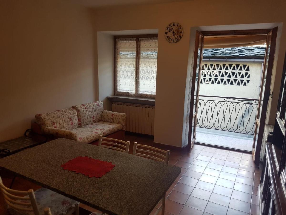 Casa Cippilippi Apartment Saint-Vincent Luaran gambar